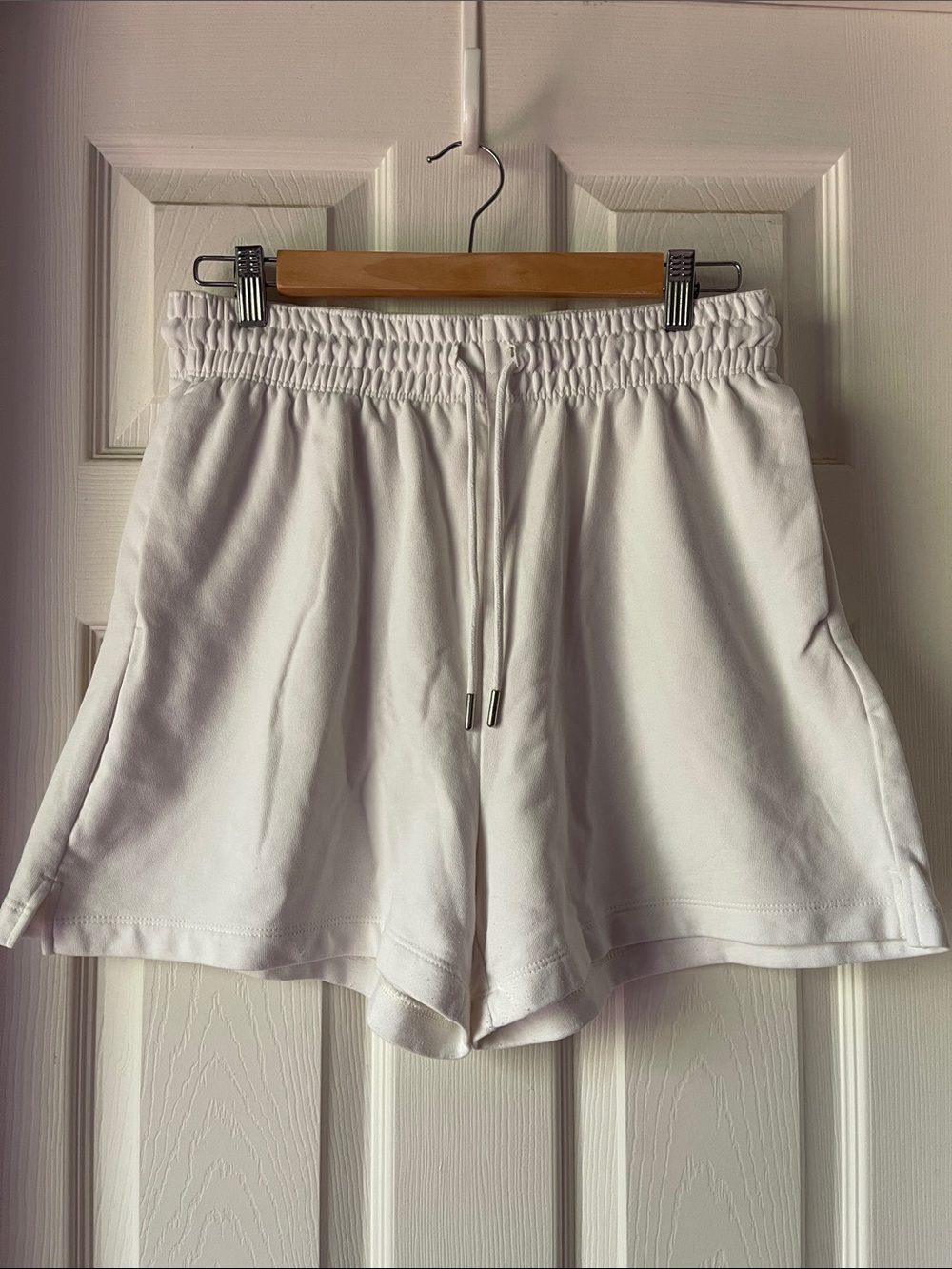 H&M White Elastic Drawstring Athletic Shorts